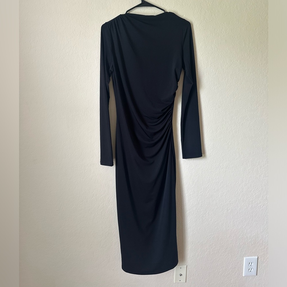 Elegant Black Long Sleeve Dress